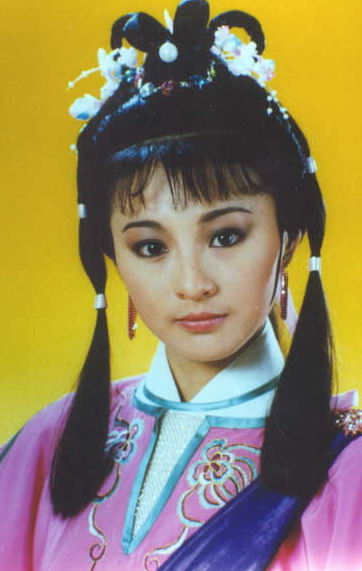 最美霸王花李賽鳳，竟然與干兒子亂倫