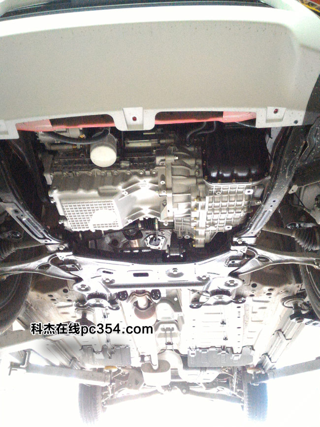 瑞虎7發(fā)動(dòng)機(jī)護(hù)板安裝是什么樣的效果？親裝演示